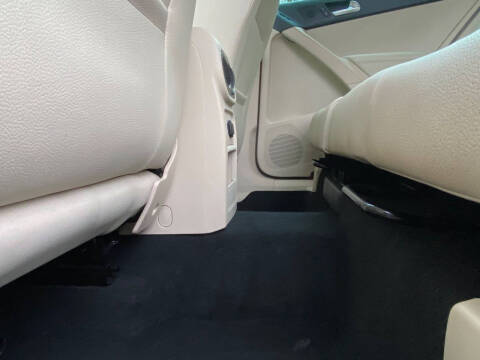 2015 Volkswagen Tiguan SE 4Motion