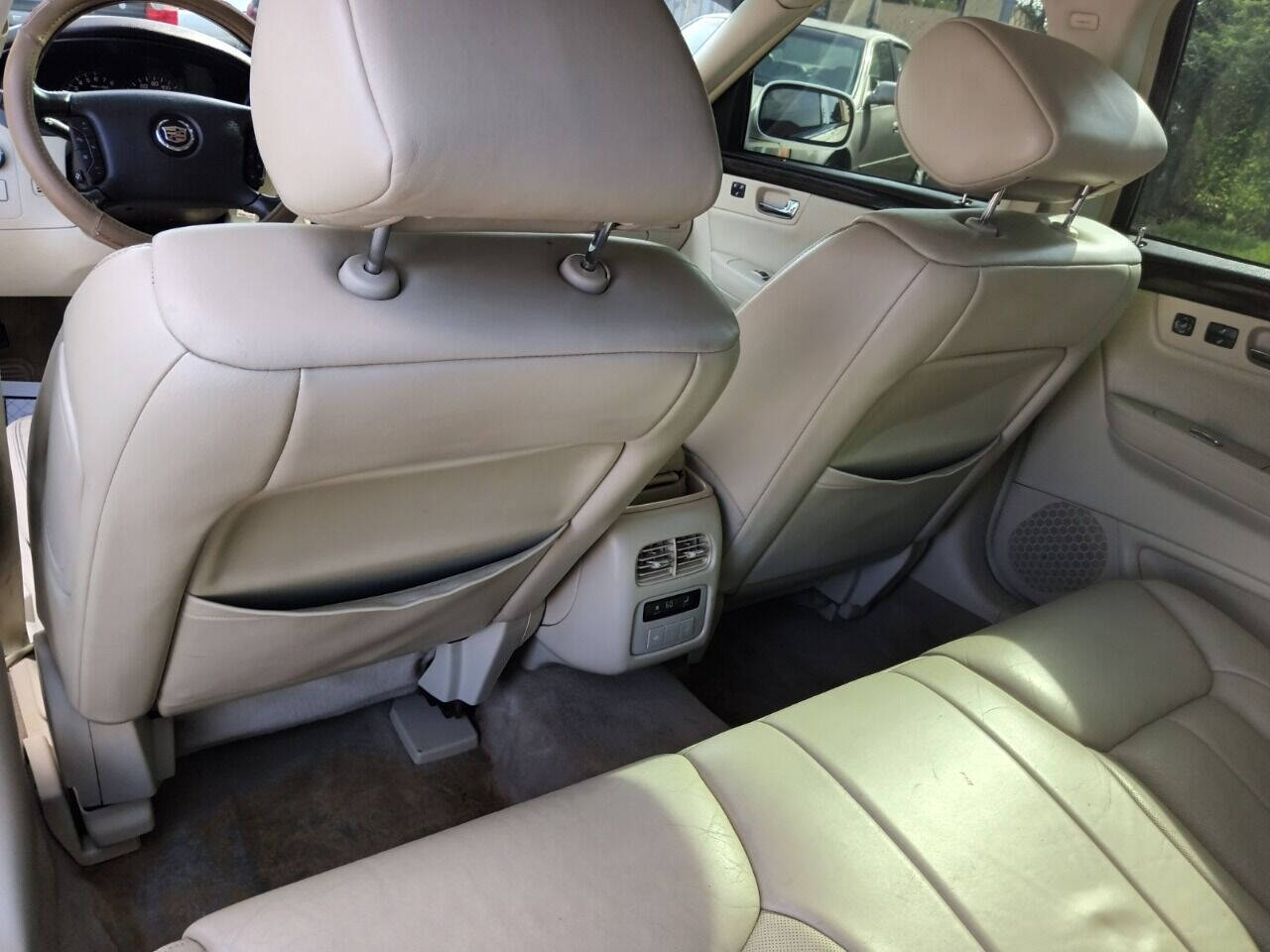 2008 CADILLAC DTS Sedan - $4,950
