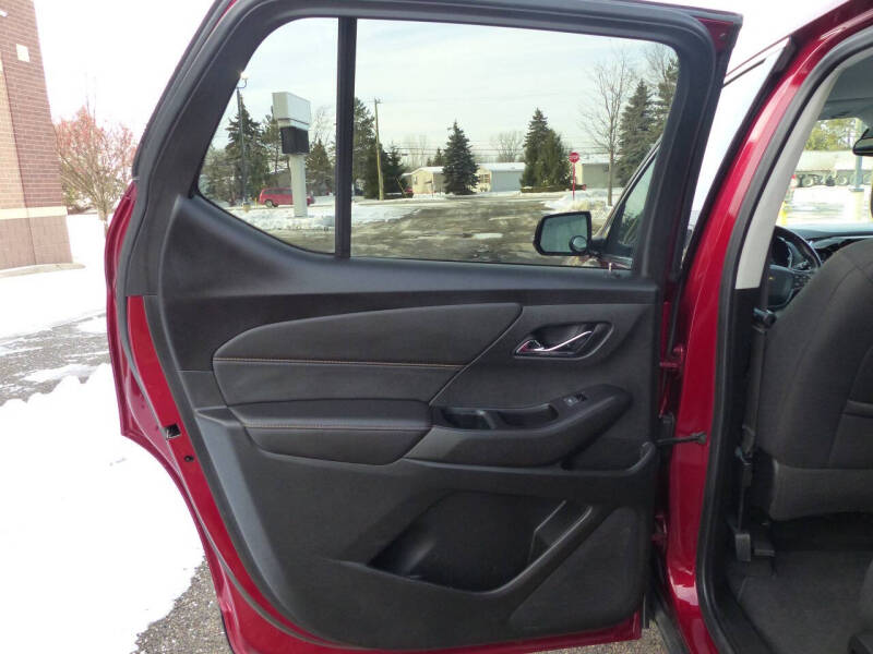 2020 Chevrolet Traverse LT Cloth