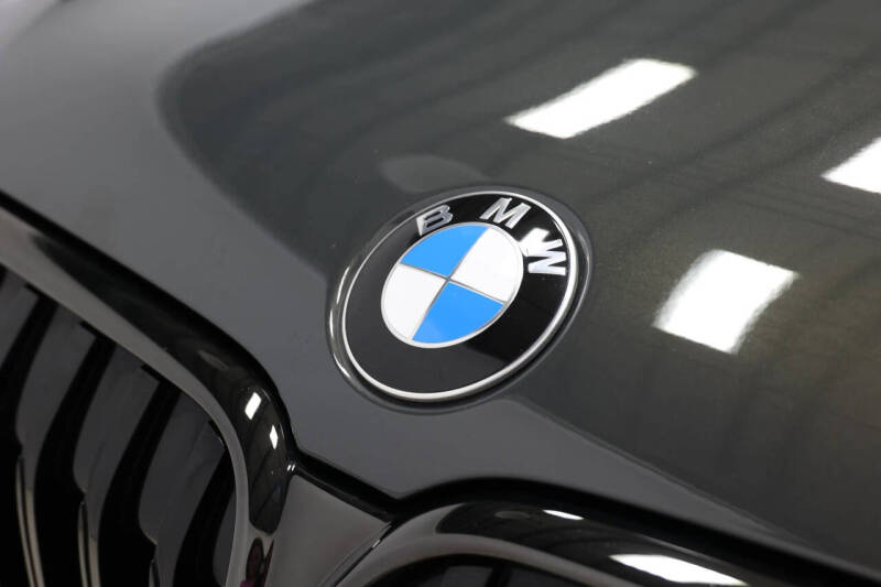 2022 BMW 7 Series M760i xDrive