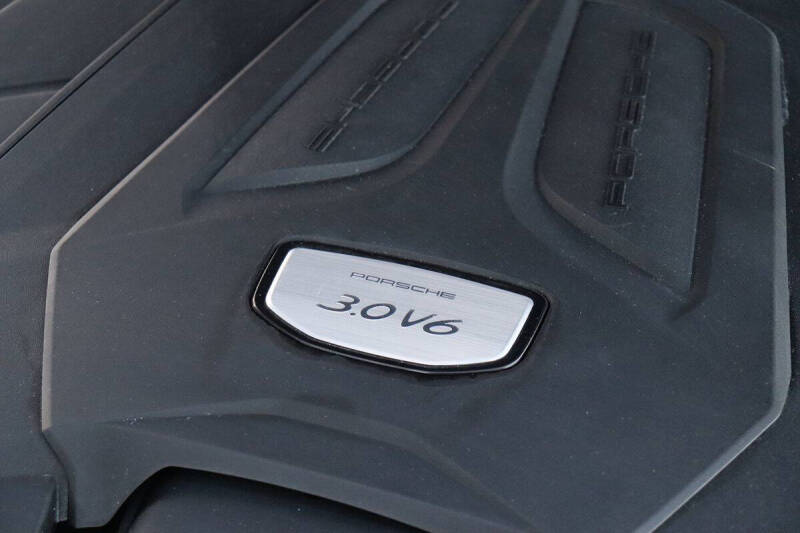 2023 Porsche Cayenne