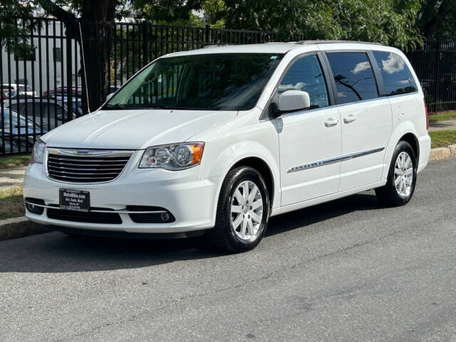 2015 Chrysler Town and Country for sale at Metro Mike Trading & Cycles in Menands, NY