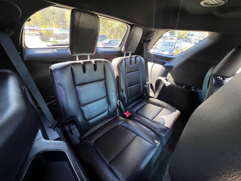 2016 Ford Explorer Sport