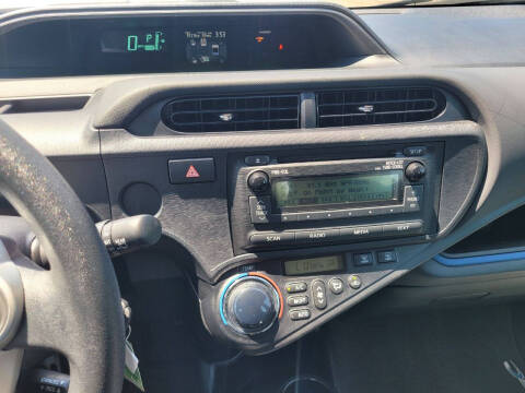2013 Toyota Prius c