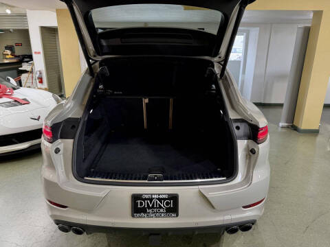 2021 Porsche Cayenne Coupe