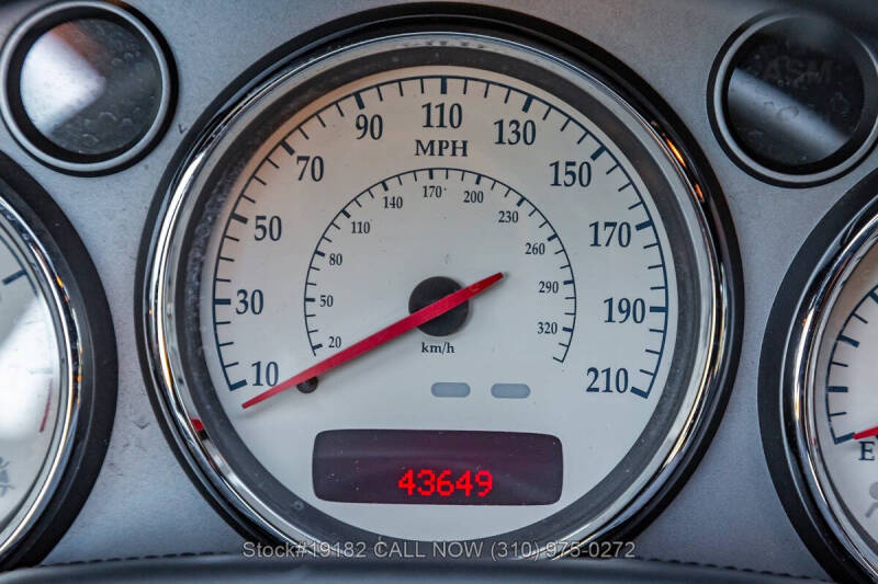 2005 Aston Martin Vanquish S