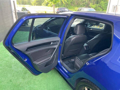 2018 Volkswagen Golf R 4Motion
