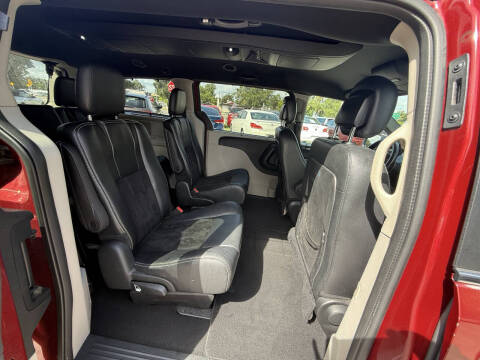 2015 Dodge Grand Caravan SXT Plus
