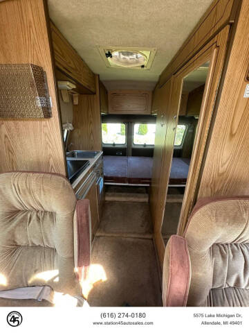 1988 Ford E-Series E-250