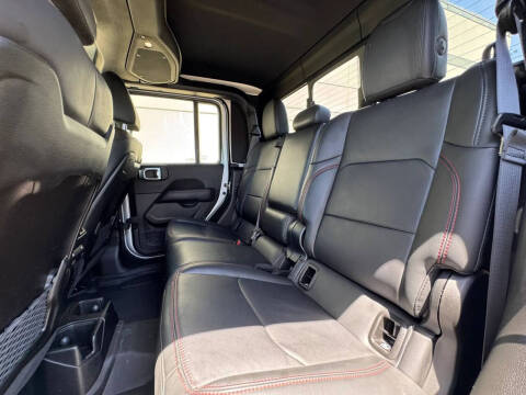2024 Jeep Gladiator