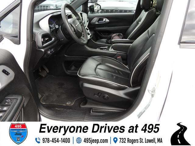 2025 Chrysler Pacifica Limited