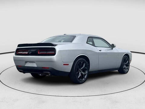 2020 Dodge Challenger SXT