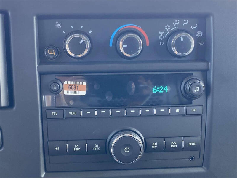 2025 Chevrolet Express 2500