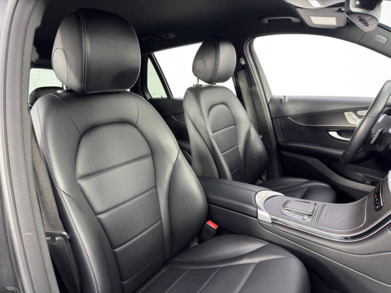 2022 Mercedes-Benz GLC GLC 300 4MATIC