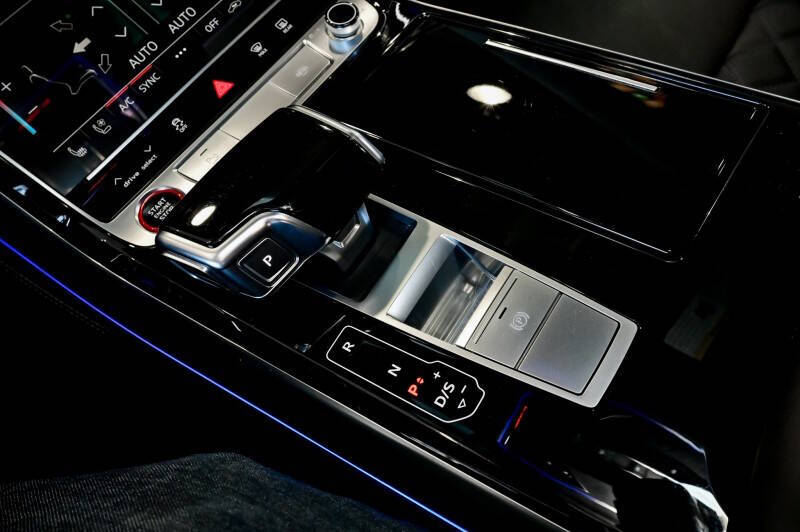 2022 Audi S8 4.0T quattro