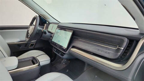 2024 Rivian R1S Launch Edition