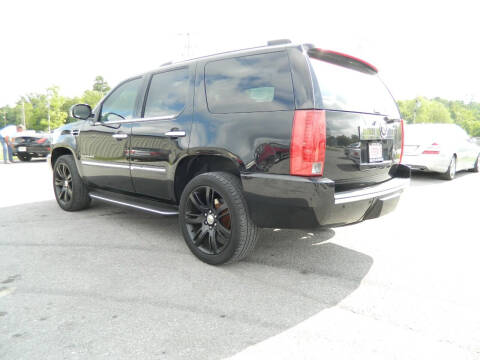 2008 Cadillac Escalade for sale at Auto House Of Fort Wayne in Fort Wayne IN