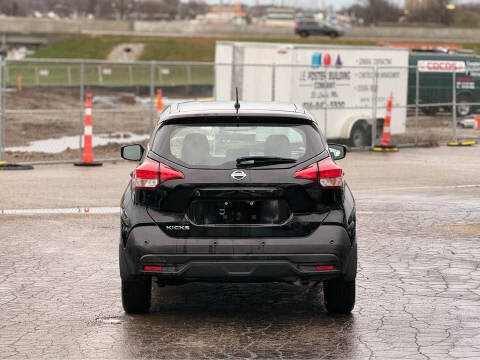 2020 Nissan Kicks S