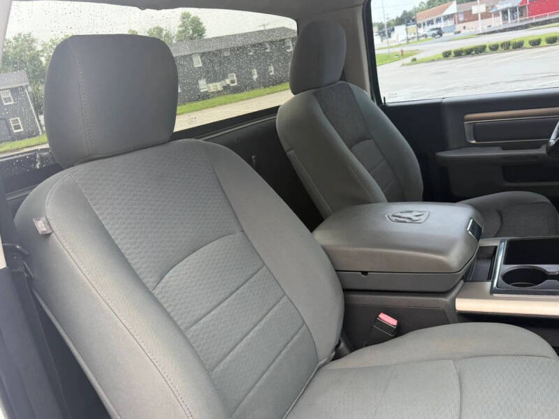 2013 RAM 1500 SLT