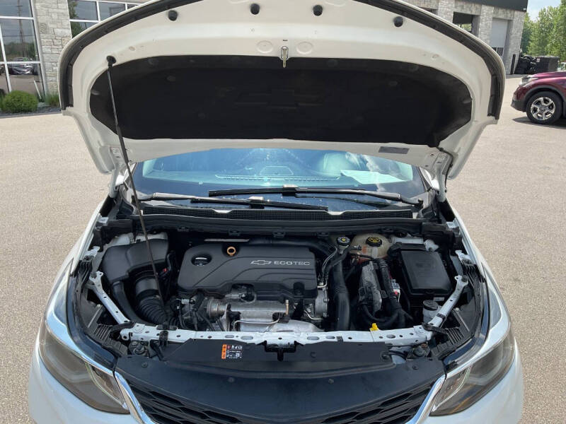 2017 Chevrolet Cruze LT Auto