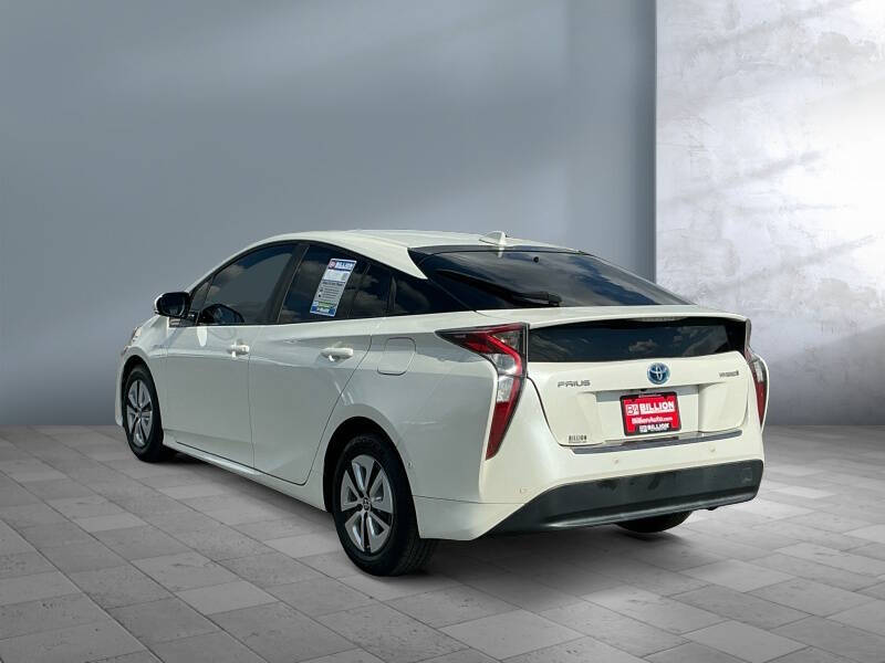2016 Toyota Prius Four