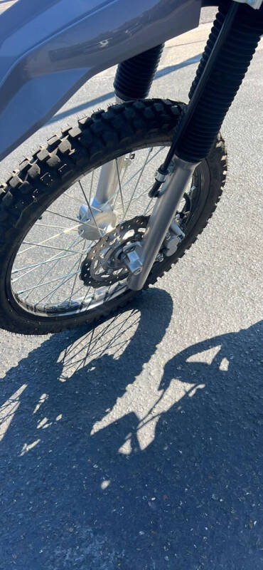 2024 Kawasaki KLX230 S (NON-ABS)