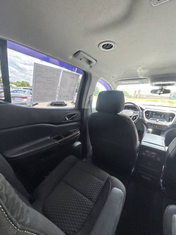 2019 GMC Acadia SLE-2