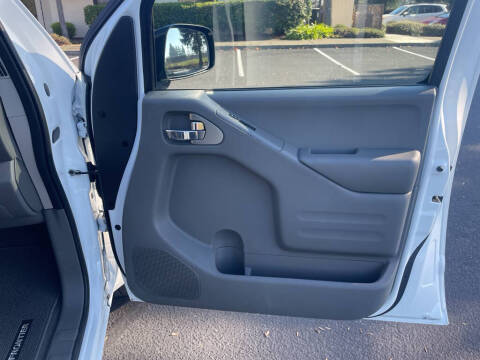 2019 Nissan Frontier SV