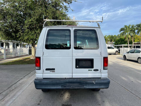 2013 Ford E-Series E-250