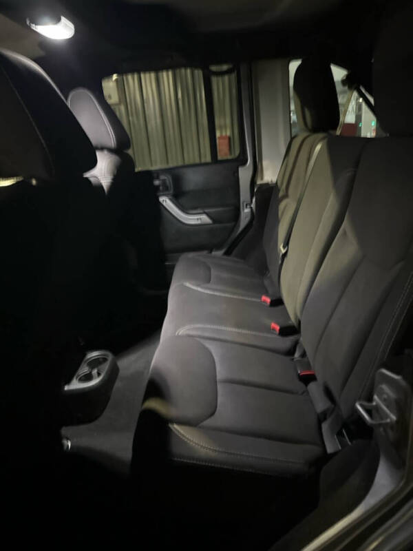 2014 Jeep Wrangler Unlimited Sahara