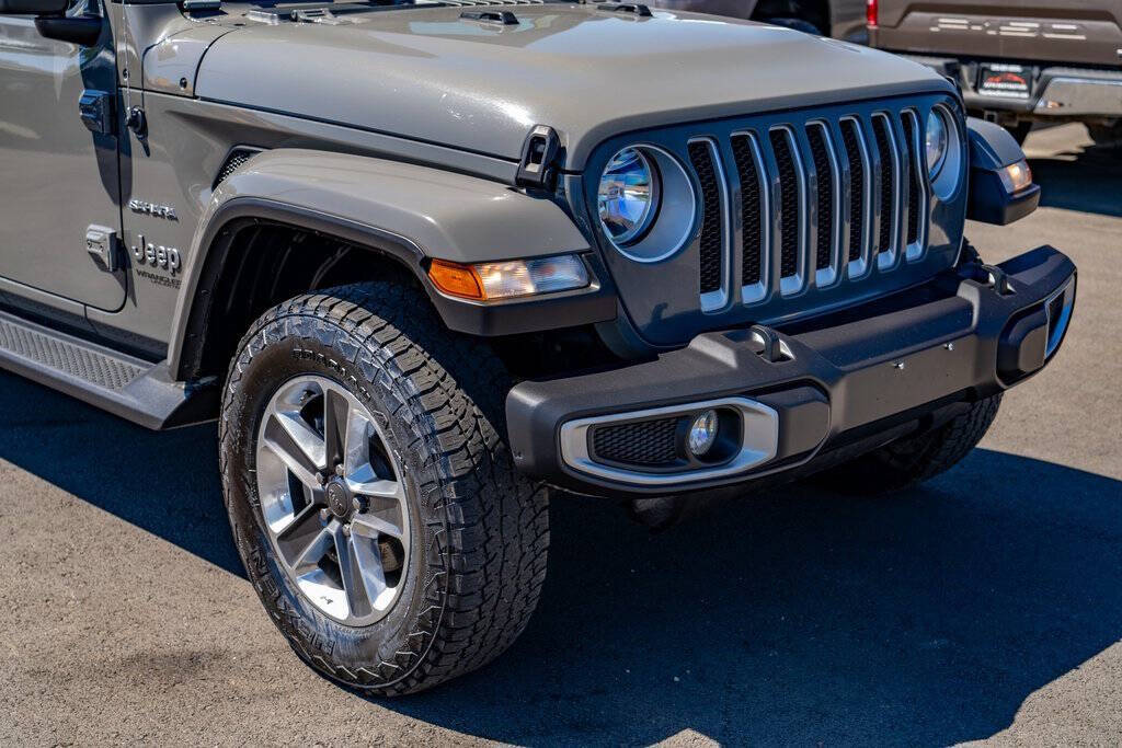 2021 Jeep Wrangler Unlimited for sale at Auto Destination in Puyallup, WA