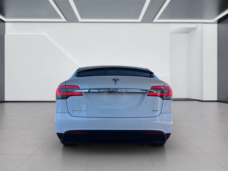 2016 Tesla Model X 90D