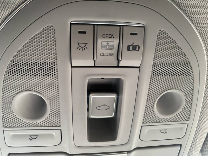 2015 Hyundai Genesis