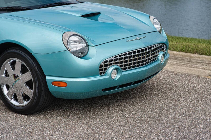 2002 Ford Thunderbird Deluxe