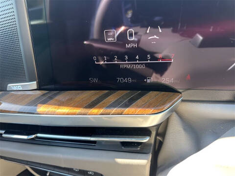 2025 Cadillac Escalade ESV Sport Platinum