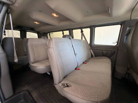2023 Chevrolet Express LS 3500
