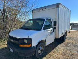 2006 Chevrolet Express for sale at MPG Auto LLC in Fulton MO