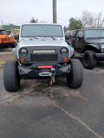 2009 Jeep Wrangler Unlimited for sale at R & R Motor Sports in New Albany IN