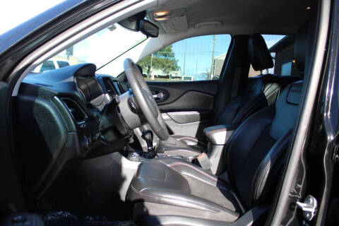 2022 Jeep Cherokee Trailhawk