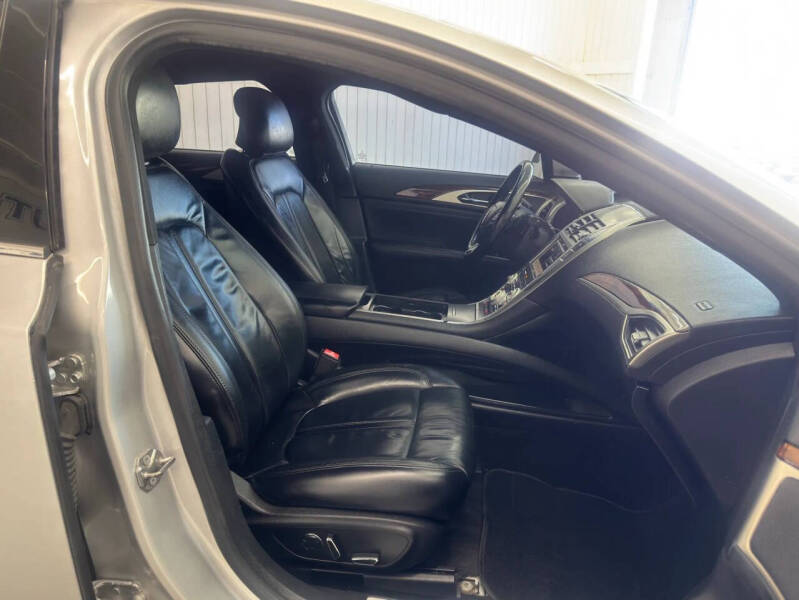 2017 Lincoln MKZ Select