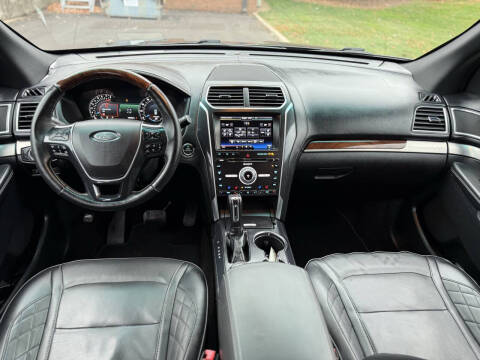 2016 Ford Explorer Platinum