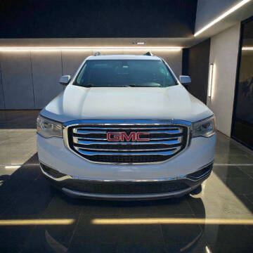 2017 GMC Acadia SLE-2