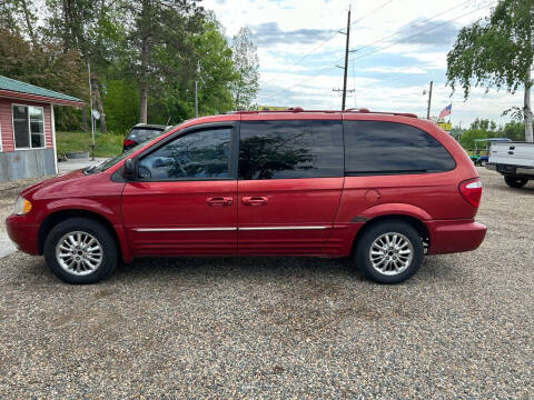 2002 Chrysler Town and Country for sale at Mainstream Motors MN in Park Rapids MN