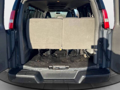 2017 Chevrolet Express LS 3500