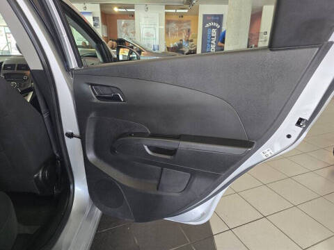 2014 Chevrolet Sonic LT Auto