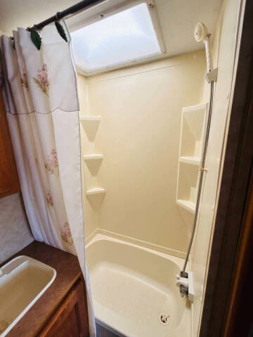 2006 Dutchmen Fourwinds 31B