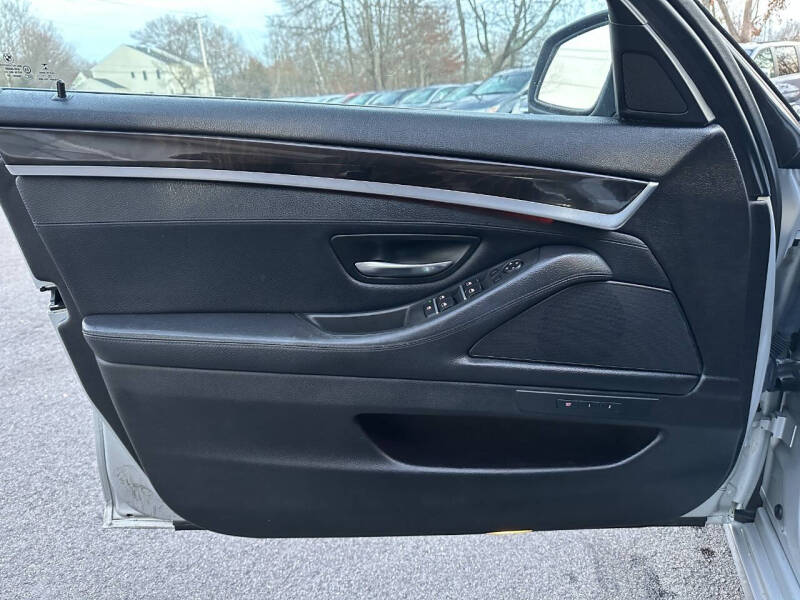 2015 BMW 5 Series 528i xDrive