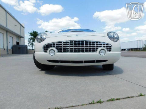 2002 Ford Thunderbird Deluxe