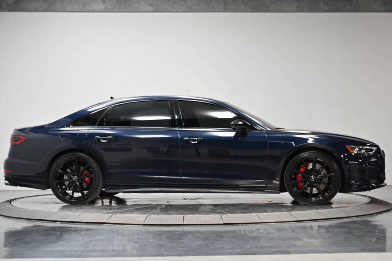 2022 Audi S8 4.0T quattro