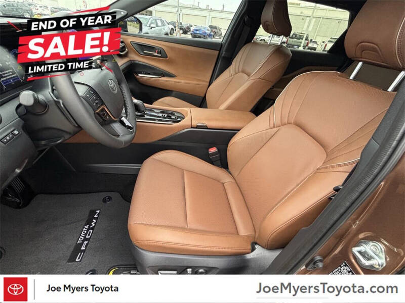 2025 Toyota Crown Signia Limited